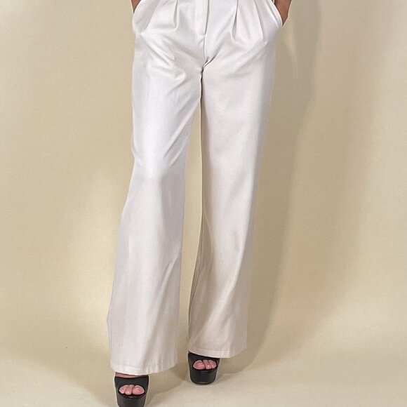 Elegant Women's Trousers - Picture 2 of 6